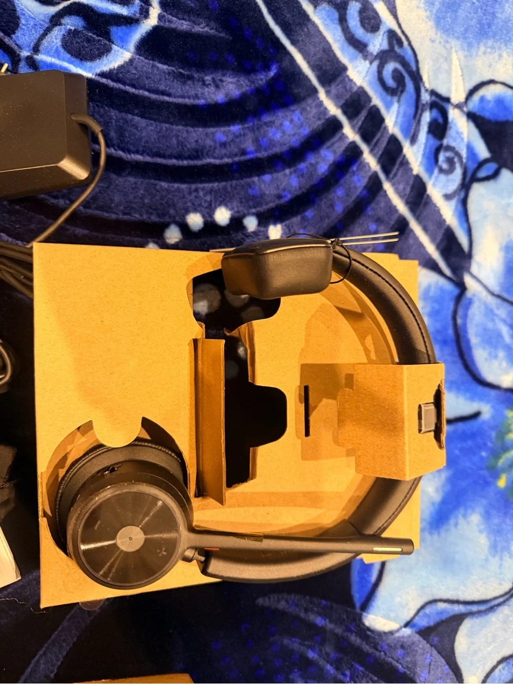 Black Over-Ear VR Headset with Integrated Headphones